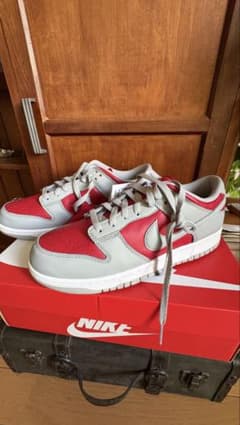 【新品】NIKE Dunk Low 28.5cm ウルトラマンカラー　ダンクローのサムネイル
