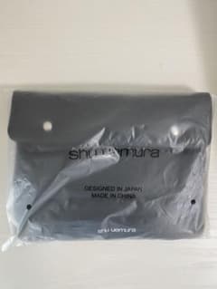 shu uemuraノベルティポーチと鏡のサムネイル
