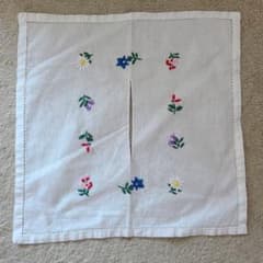 花 刺繍 ヨーロッパ ヴィンテージのサムネイル