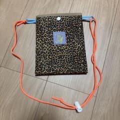 BLUE LUG レオパード柄 サコッシュのサムネイル