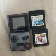 ゲームボーイカラー と カセットのサムネイル