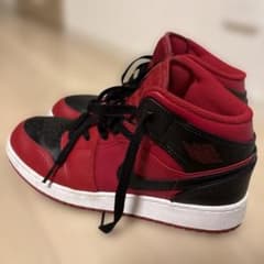 NIKE AIR JORDAN 1 MID スニーカー 24.5cmのサムネイル