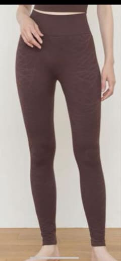 SUKALA】ジオメトリックアクティブレギンスMサイズ - メルカリ