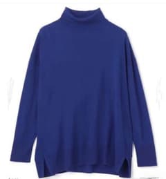 UNFILO タートルネック 長袖ニット 青