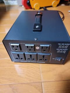 ド*ゴ様 25AT-BK5000VA ステップアップ・ダウントランスのサムネイル