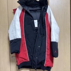 新品✨Jordan ナイキ ジョーダン　ベンチコート　フード　ダウン　防寒 新品✨Jordan ナイキ ジョーダン ベンチコート フード ダウン 防寒