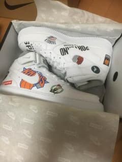 Supreme Nike NBA Teams Air Force 1 Midのサムネイル