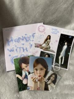 izna HANDLE WITH CARE 限定版CD・トレカ ・シール セビのサムネイル