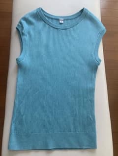 ユニクロ　UVカットフレンチスリーブ　ブルーMサイズのサムネイル