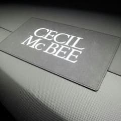 CECIL McBEE☆滑り止めマットのサムネイル