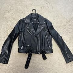 ZARA レザージャケットのサムネイル