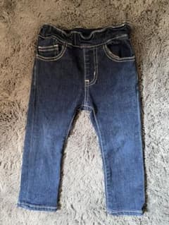 マーキーズ　90 デニムパンツのサムネイル