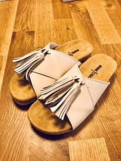 MINNETONKA MILA サンダルのサムネイル