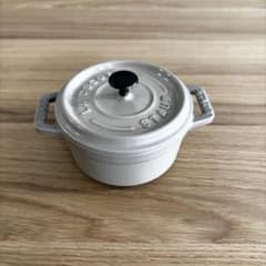 STAUB ピコ・ココット ラウンド 10cm リネン ベージュ - メルカリ