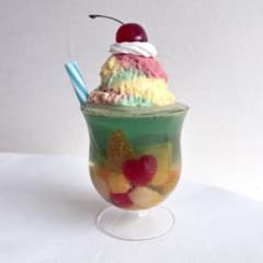 クリームソーダ 食品サンプル フェイクスイーツ インテリア - メルカリ