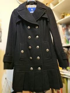 【最終値引き】BURBERRY BLUE LABEL プリーツコートのサムネイル