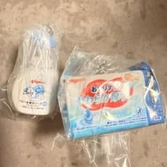 Pigeon ピジョンミニチャーム　ガチャ　おしりふき　ソープのサムネイル
