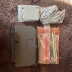 ニンテンドー3DS/2DS 充電器とスタイラスペンセットのサムネイル