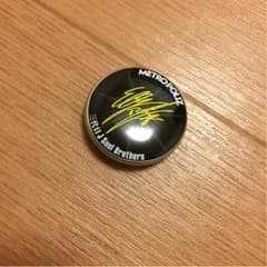 METROPOLIZのサイン缶バッチのサムネイル