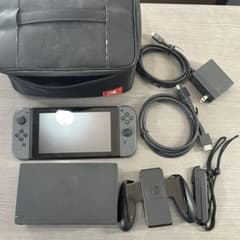 【すぐ遊べる】Nintendo Switch 本体 グレー 初期型 ケース付 すぐ遊べる】Nintendo Switch 本体 グレー 初期型 ケース付 - メルカリ
