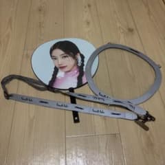 Le Sserafimうちわセット 透明フレーム付きのサムネイル