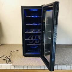 F31 ルフィエール 電子式ワインセラー 冷蔵庫 40L おしゃれインテリア✨ F31 ルフィエール 電子式ワインセラー 冷蔵庫 40L おしゃれインテリア