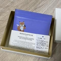 メゾンキツネ　定期入れのサムネイル