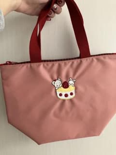 新品 未使用　ファミリア 保冷バッグ 保冷バック ピンク ケーキ ファミちゃんリアちゃんの保冷バッグ👜 | ファミリア | 松坂屋