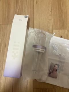 トレカ付き✨ ILLIT アイリット 公式 ペンライトのサムネイル