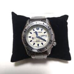 超希少 SEIKO アクアギア 新品電池交換済み レアカラー - メルカリ