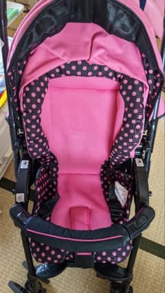 専用です❣️ピンクの可愛いベビーカーのサムネイル