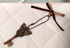 ♡新品未使用♡axes femme♡リボンキーモチーフチャーム♡