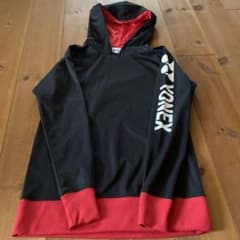 ヨネックスパーカーのサムネイル