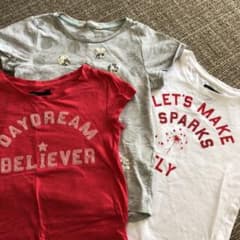 Tシャツ２枚、H&M１枚のサムネイル