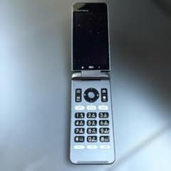 au GRATINA 4G KYF31 ガラホ 本体のみ 初期化済 起動確認済 - メルカリ