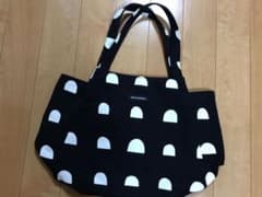 【新品未使用】marimekkoトートバックのサムネイル