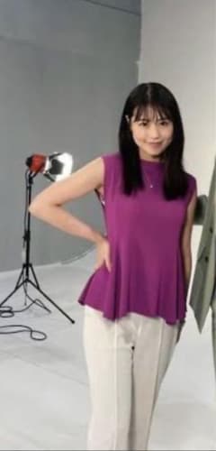 有村架純ドラマ着用！ROPÉ PICNIC ペプラムニットプルオーバーのサムネイル