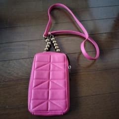 ZARA ピンク キルティング スマホショルダーバッグのサムネイル