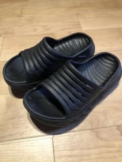 HOKA ONEONE サンダルのサムネイル