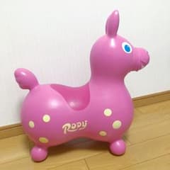 【美品】RODY  ロディ　乗り物　ピンクのサムネイル