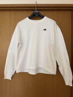 THE NORTH FACE ホワイト長袖Tシャツのサムネイル
