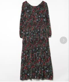 み*ー様 【値下げ】花柄ロングワンピース フリーサイズ　シアーのサムネイル