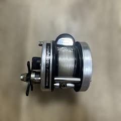 Abu Ambassadeur 4600CB Light Cast - メルカリ