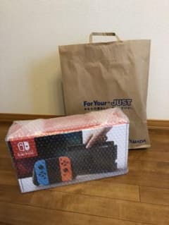 値下げ完全新品未使用。任天堂Switchのサムネイル