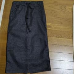 グレー裏起毛タイトスカートのサムネイル