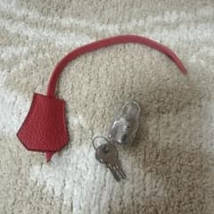 クロシェット　カデナ付き