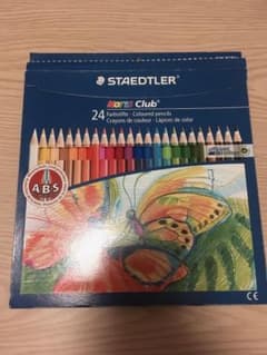 24color色鉛筆のサムネイル