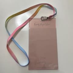 IZ*ONE へウォン クリアチケットホルダーのサムネイル