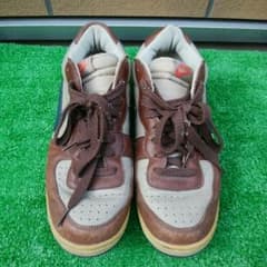 ナイキ　スニーカーのサムネイル