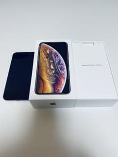 iPhone Xs Gold 64 GB SIMフリーのサムネイル